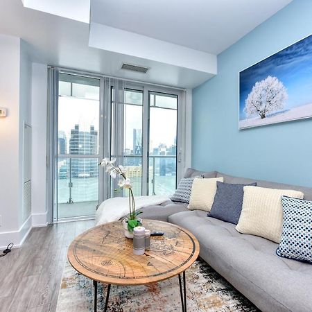 Blue Jays Aparment Daire Toronto Dış mekan fotoğraf