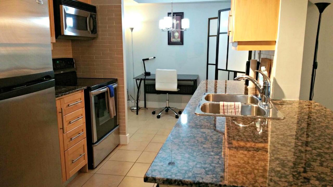 Blue Jays Aparment Daire Toronto Dış mekan fotoğraf